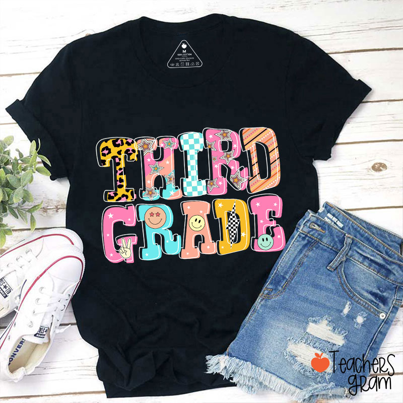 Personalized Letter Doodle Grade Teacher T-Shirt