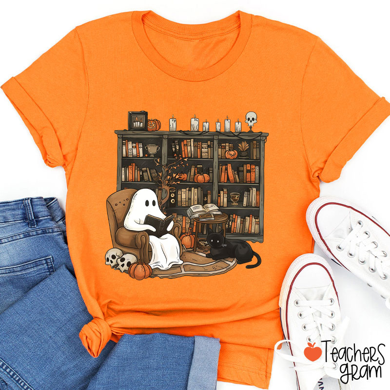 Ghost Reading Books Halloween Teacher T-Shirt