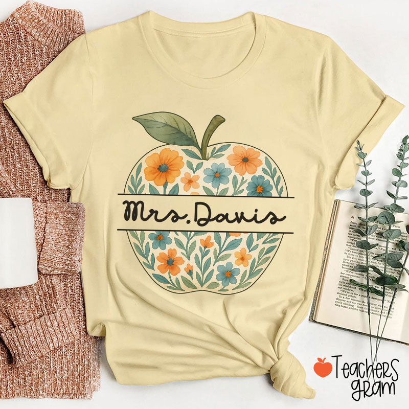 Personalized Name Vintage Floral Apple Teacher T-Shirt