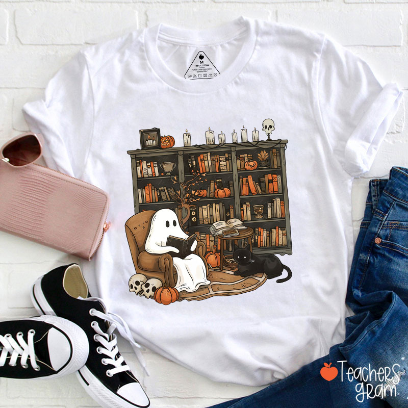 Ghost Reading Books Halloween Teacher T-Shirt