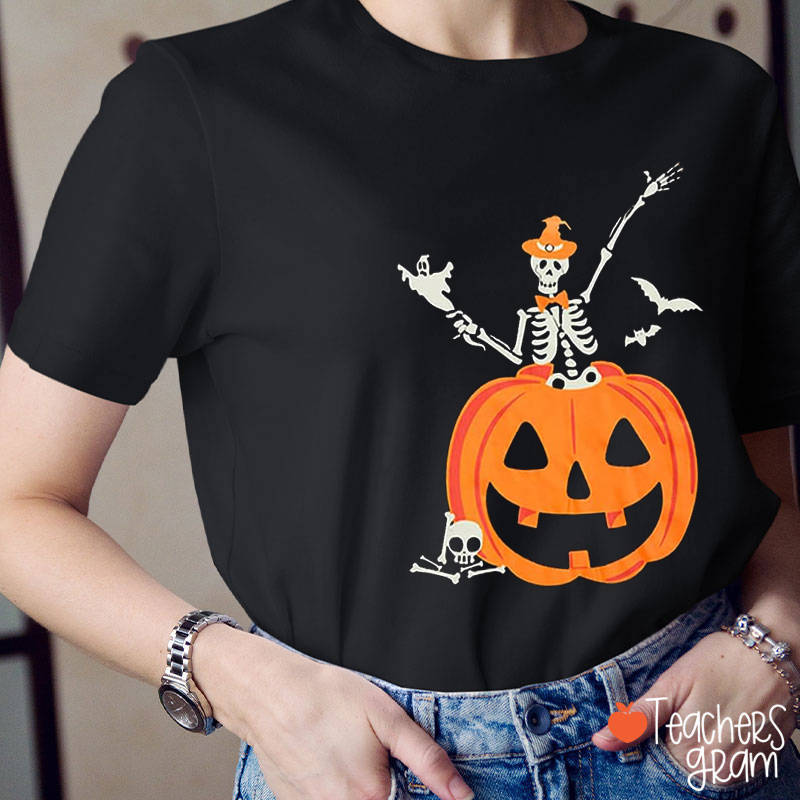 Scary Pumpkin Ghost Bat Halloween Teacher T-Shirt