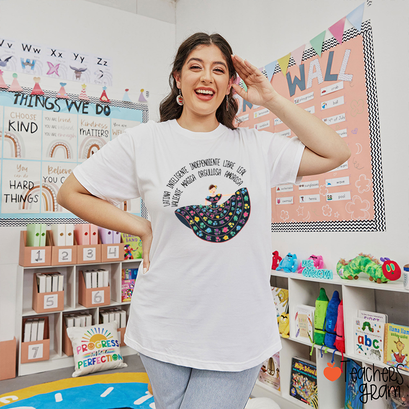 Latina Inteligente Independiente Spanish Teacher T-Shirt
