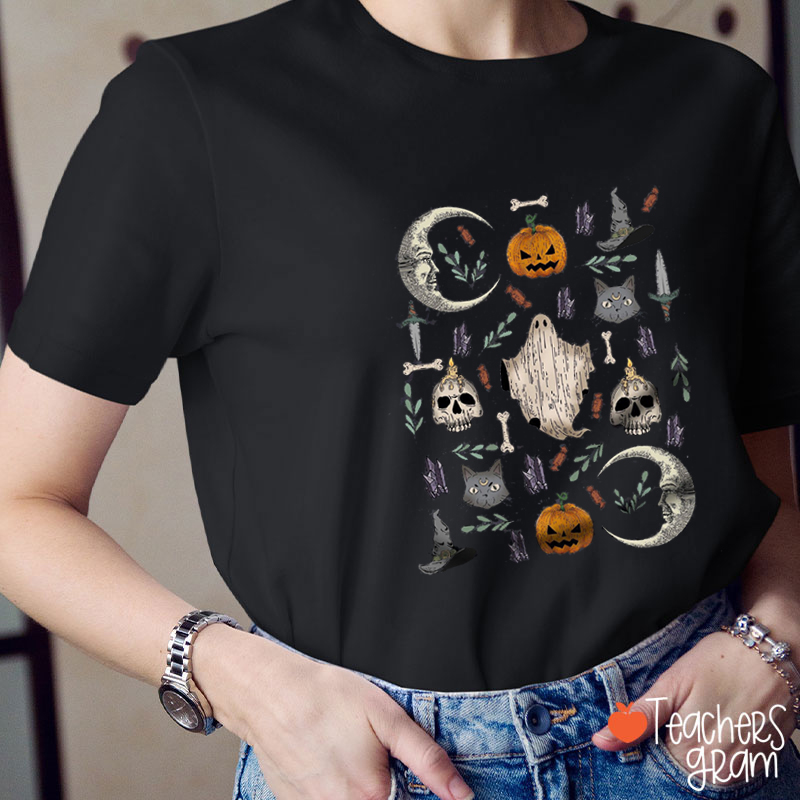 Vintage Skull Ghost Halloween Teacher T-Shirt