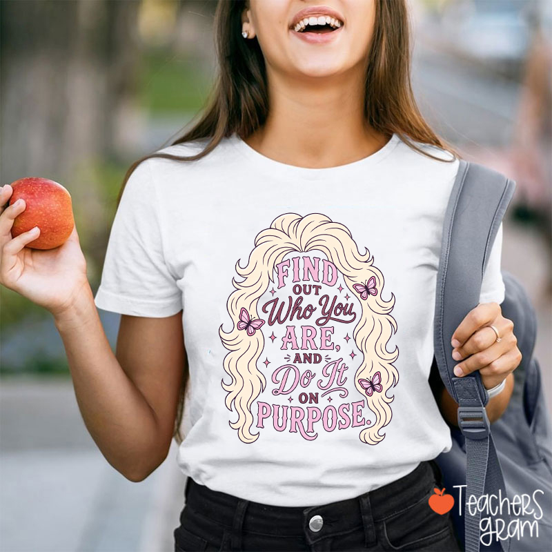Find Out Who You Are And Do It On Purpose Retro Wavy Hair Butterfly Teacher T-Shirt