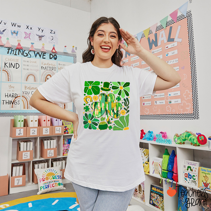Lucky Shamrock Happy St. Patrick's Day Teacher T-Shirt