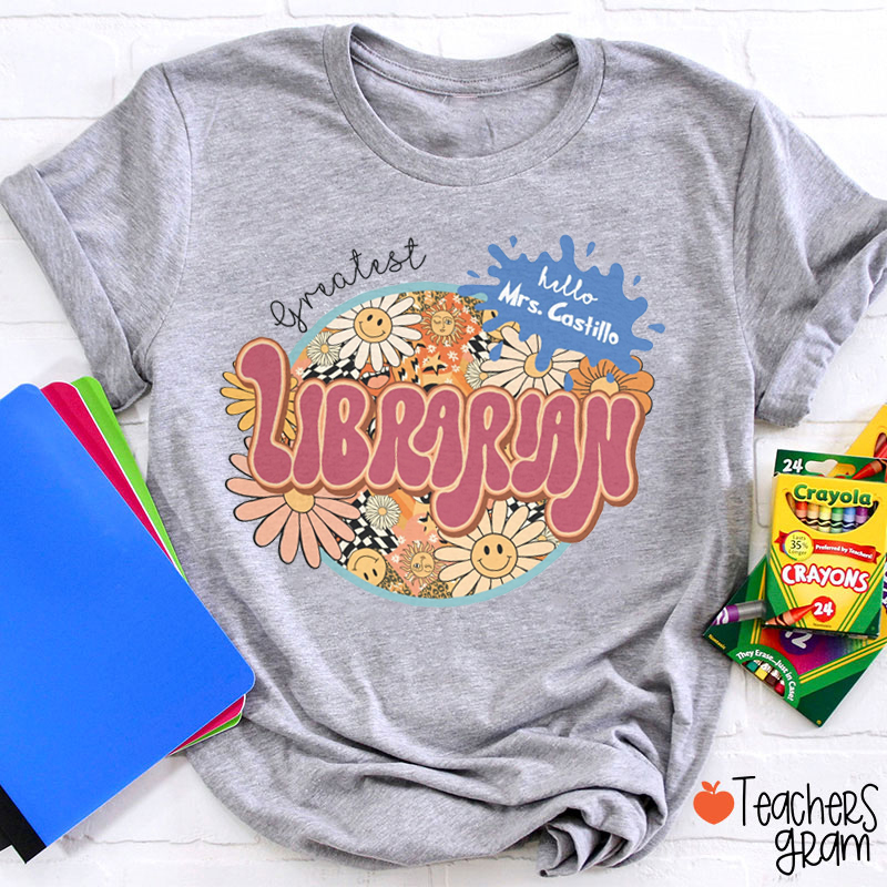 Personalized Text Retro Circle Flowers Teacher T-Shirt