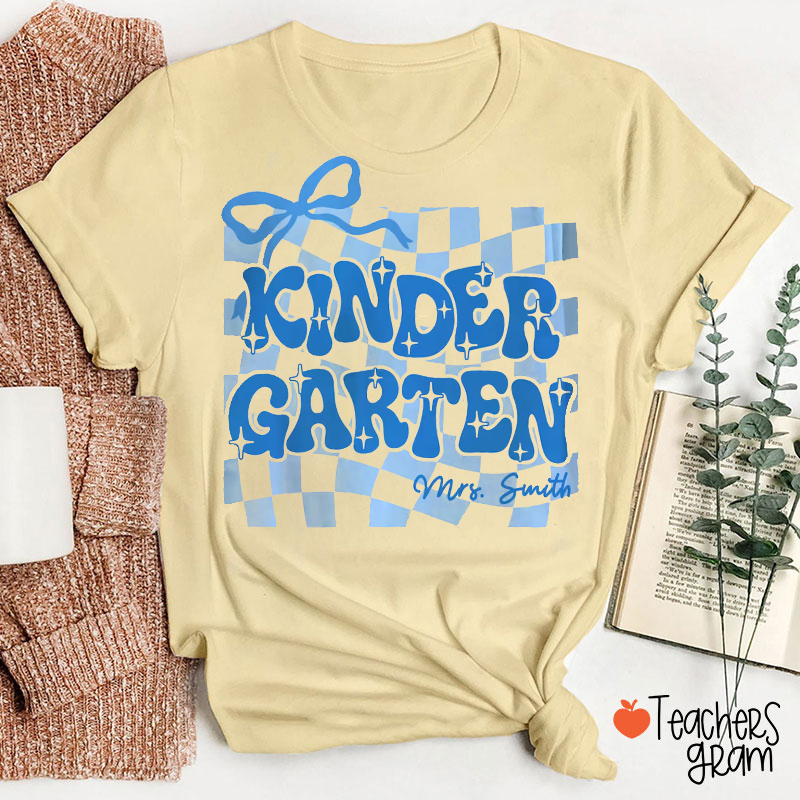 Personalized Retro Coquette Bow Back to School Teacher T-Shirt