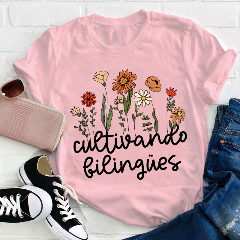 Cultivando Bilingues Spanish Teacher T-Shirt