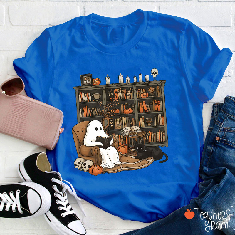Ghost Reading Books Halloween Teacher T-Shirt