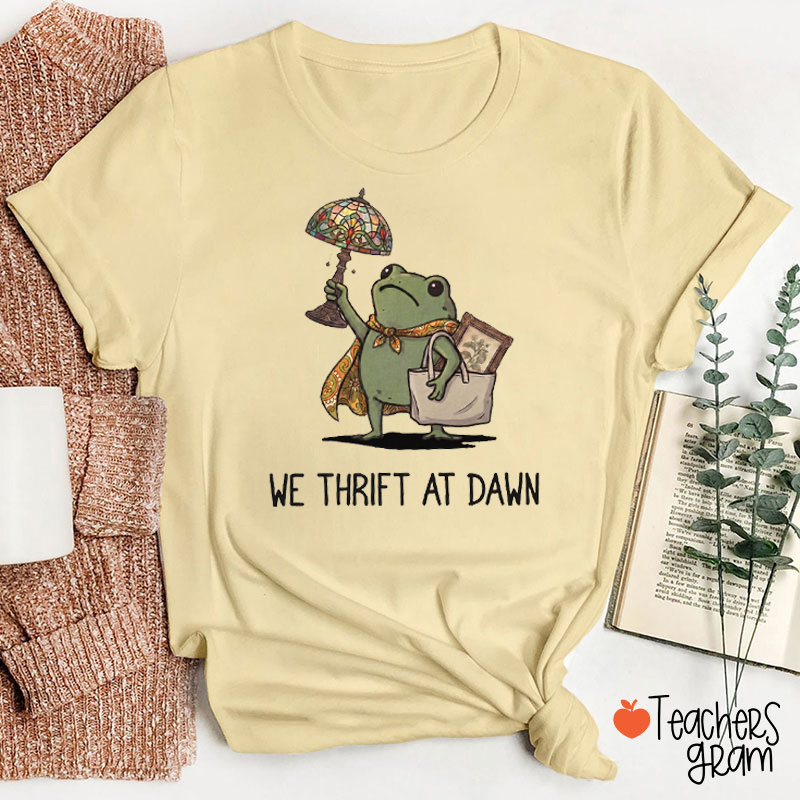Vintage Frog Thrift Quote Teacher T-Shirt