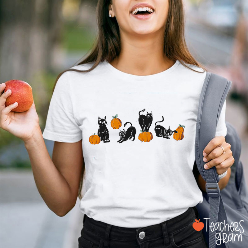 Black Cat Playing Pumpkin Halloween Teacher T-Shirt