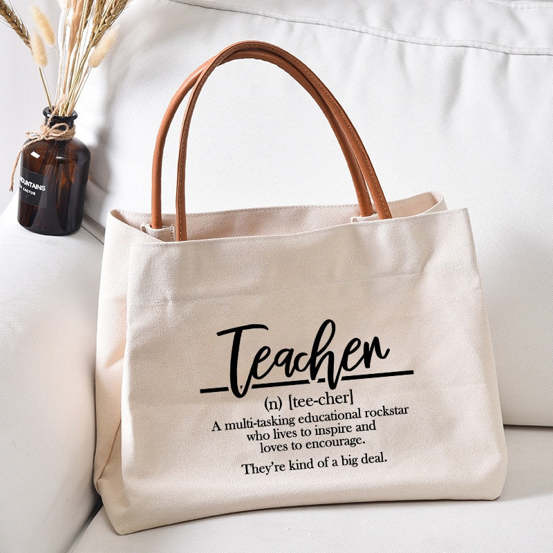 Teacher Who Loves To Inspire Teacher Shoulder Bag