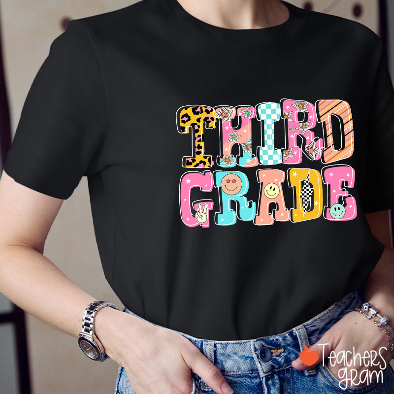 Personalized Letter Doodle Grade Teacher T-Shirt