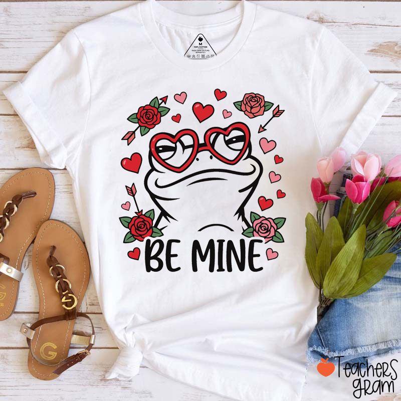 Funny Frog Be Mine Valentine Teacher T-Shirt