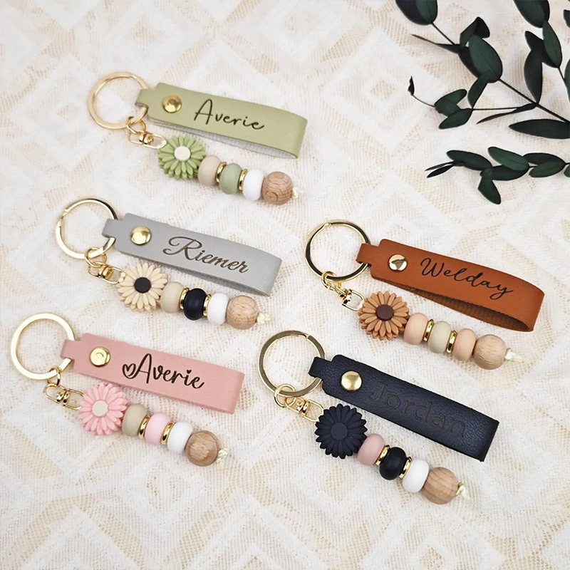 Personalised Name Daisy Beaded Teacher Keychain