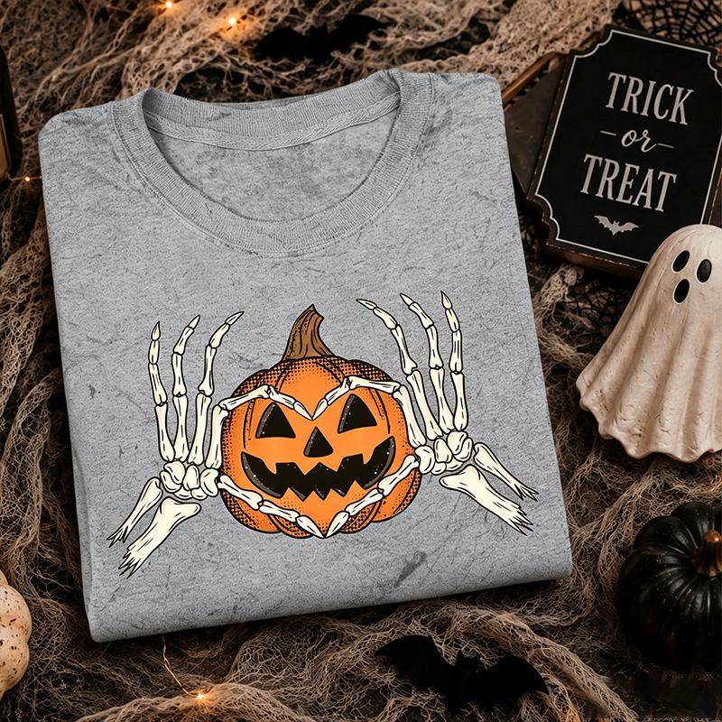 Skeleton Hands Heart Pumpkin Halloween Oversized Graphic T-Shirt