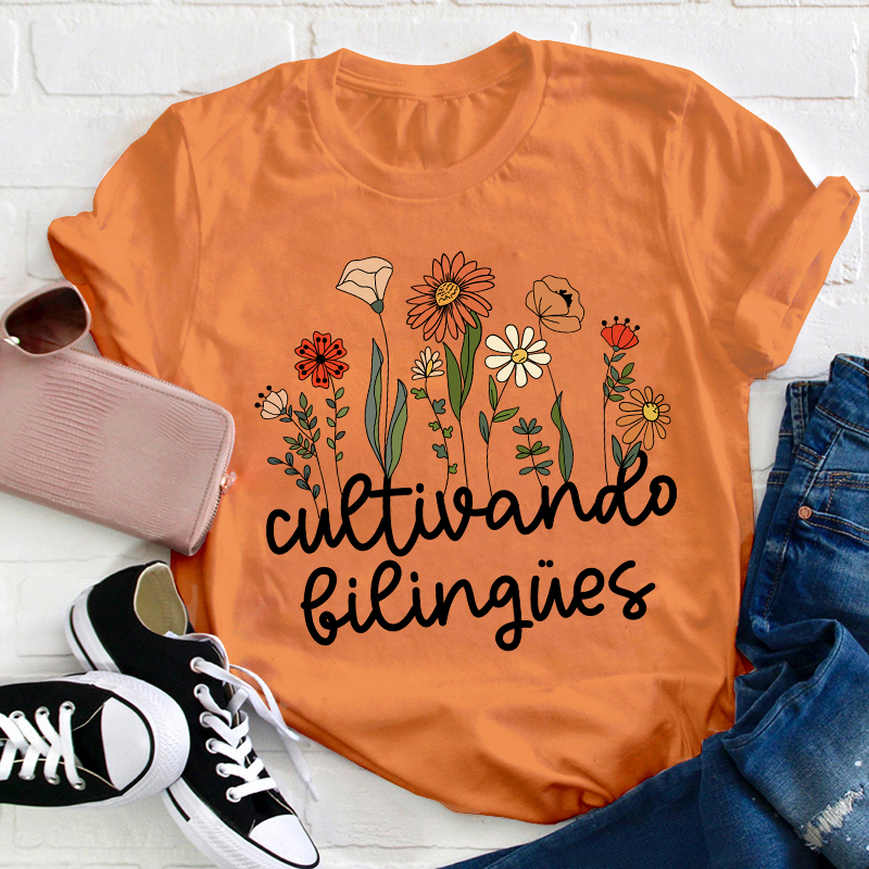 Cultivando Bilingues Spanish Teacher T-Shirt