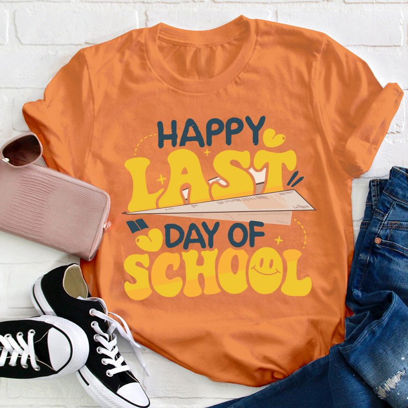 Paper Airplane Happy Last Day Of School Teacher T-Shirt