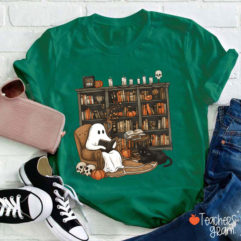 Ghost Reading Books Halloween Teacher T-Shirt