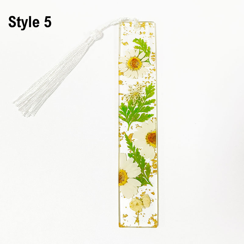 Personalized Pressed Daisy Teacher Bookmark
