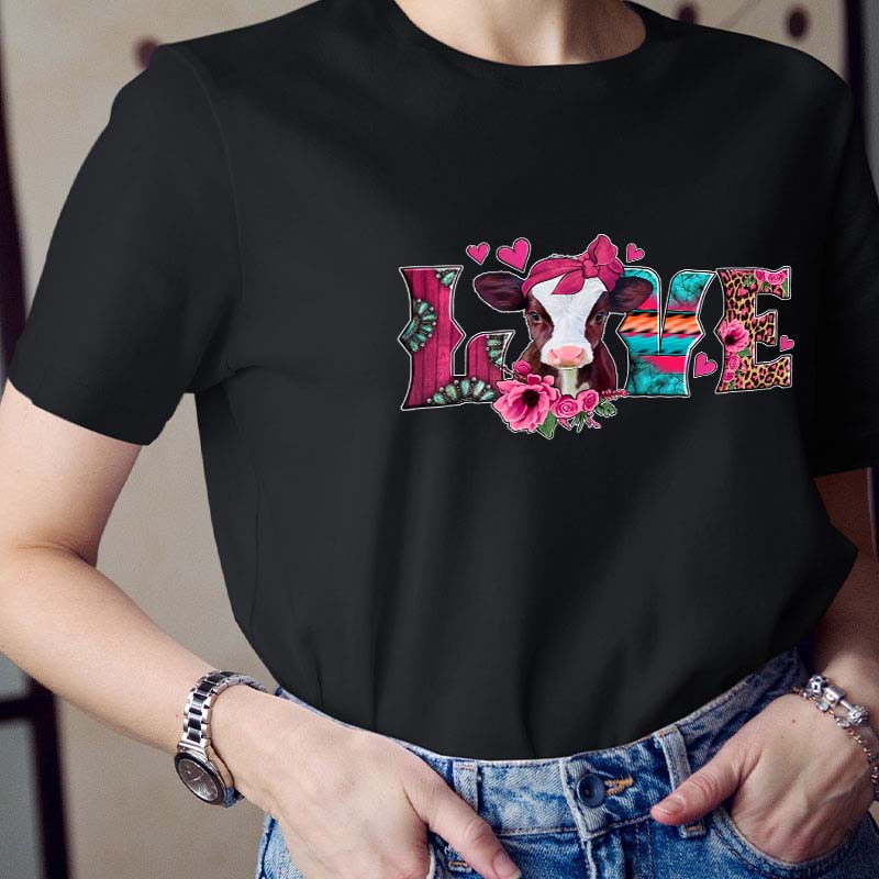 Cute Cow Love Valentines Teacher T-Shirt