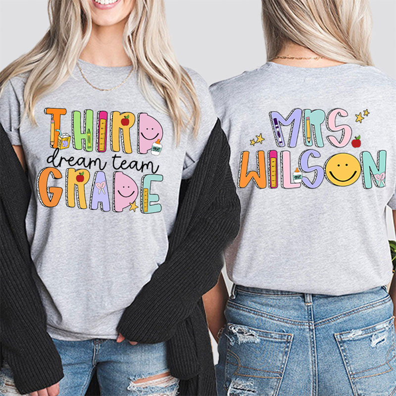 Personalized Teacher's Name And Grade Smiley Apple Icon Teacher Two Sided T-Shirt