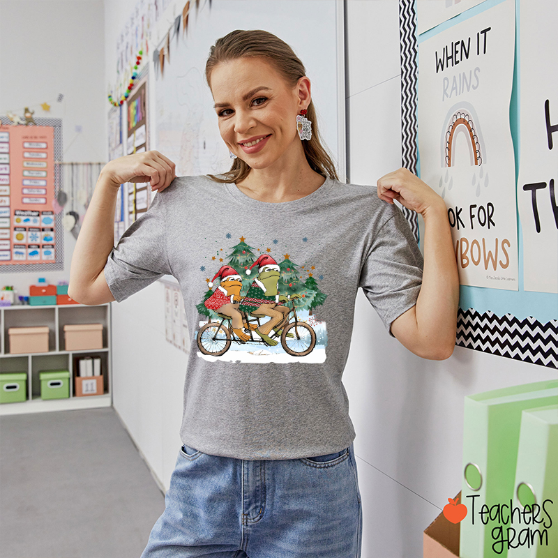 Frog And Toad Christmas Teacher T-Shirt