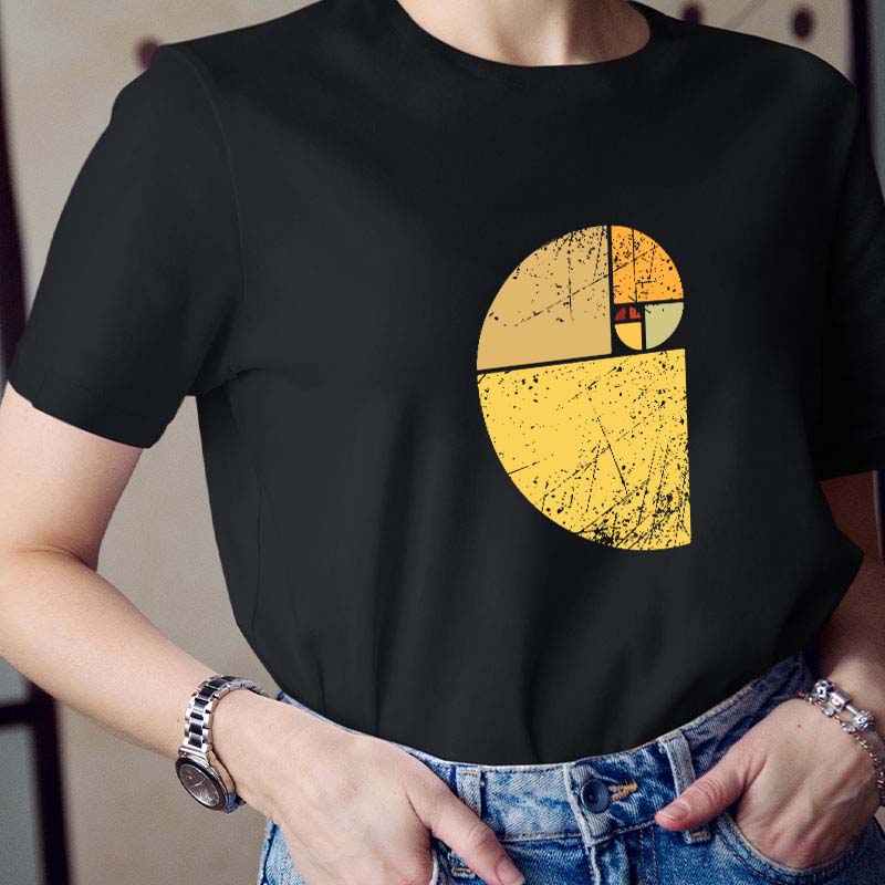 Vintage Fibonacci Spiral Science Golden Ratio Cool Math Teacher T-Shirt