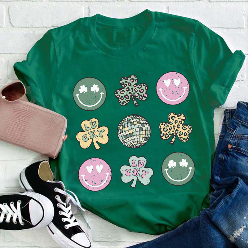 Hearts Retro  St Patrick's Day Teacher T-Shirt