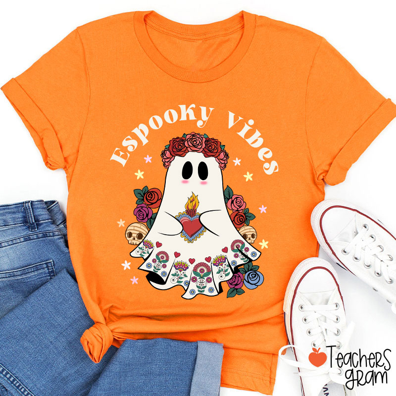 Espooky Vibes Spanish Teacher T-Shirt