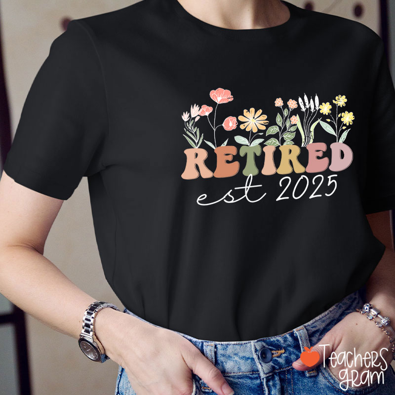 Personalized Retired Est Teacher T-Shirt