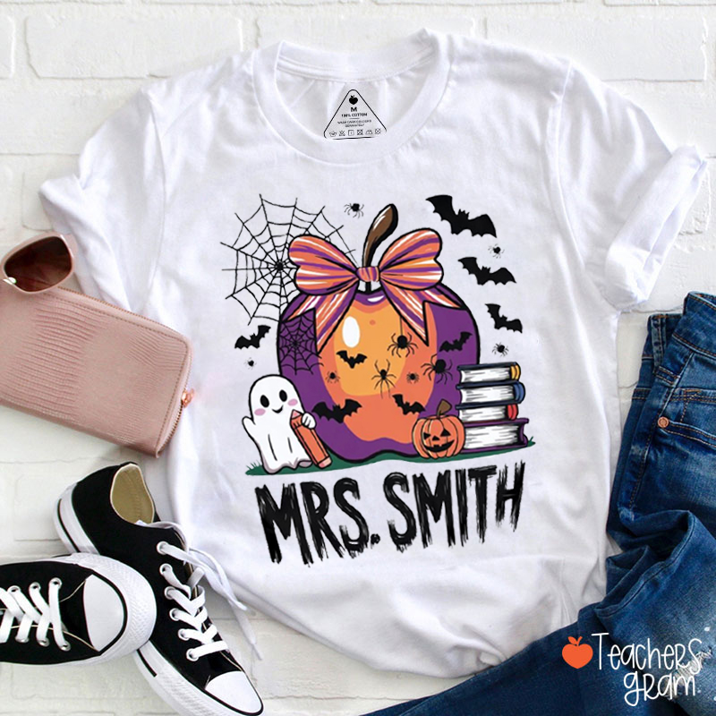 Peraonalized Name Spooky Apple Teacher T-Shirt