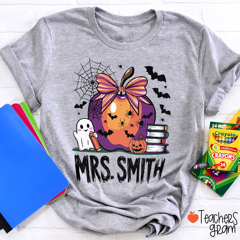Peraonalized Name Spooky Apple Teacher T-Shirt