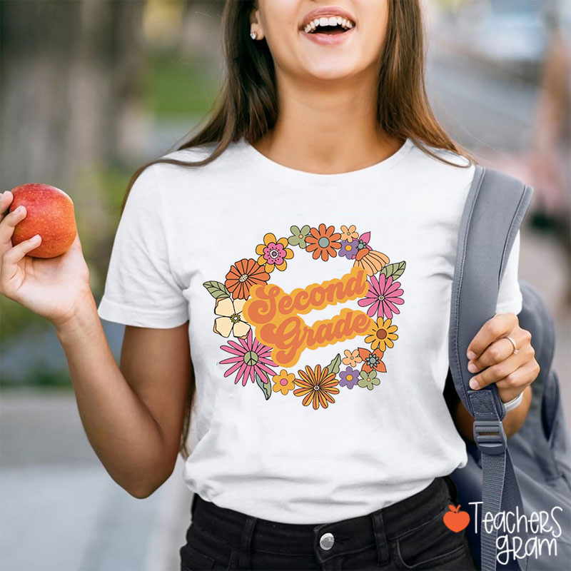 Personalized Grade Wreath Orange Teacher T-Shirt