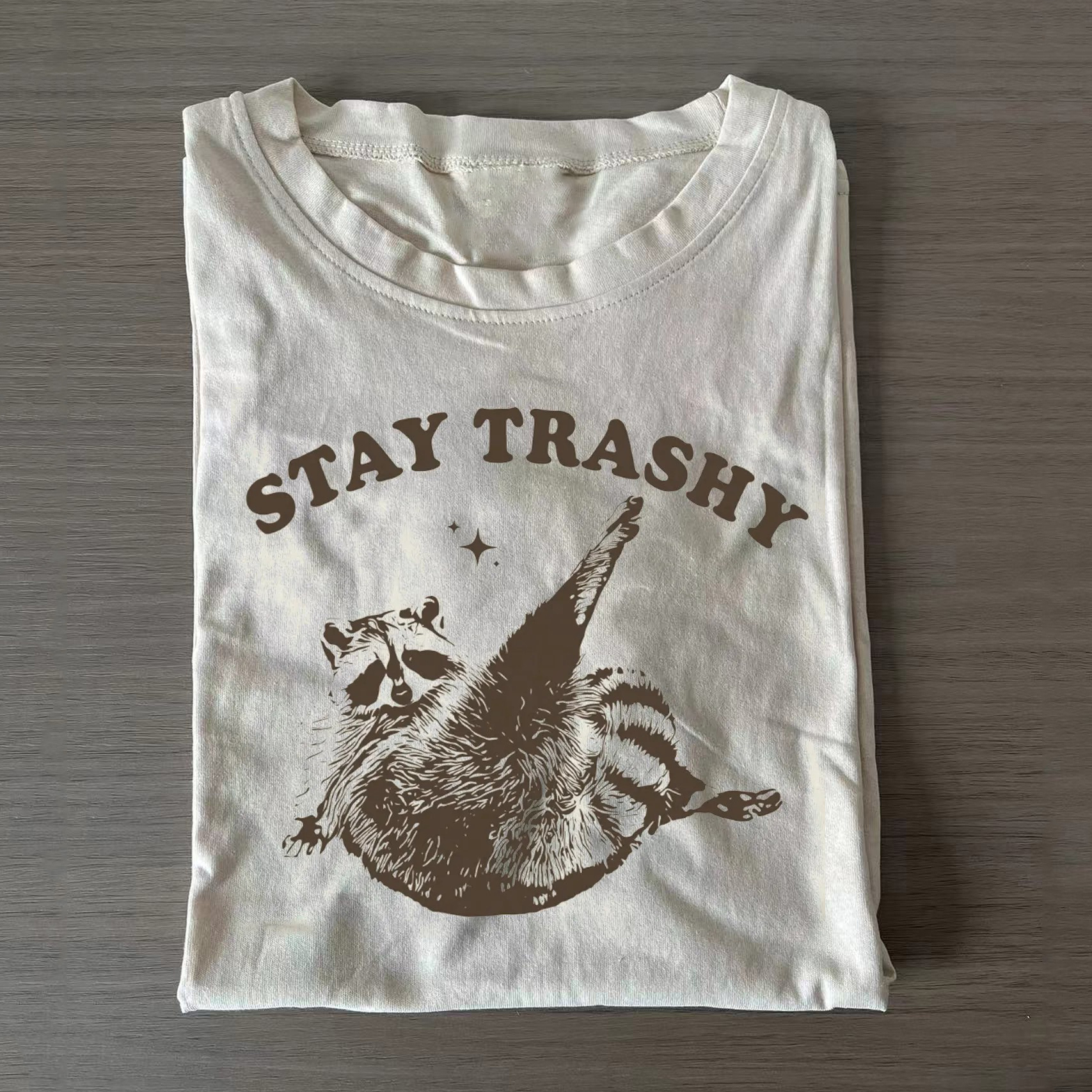 Vintage 90s Funny Racoon T-shirt