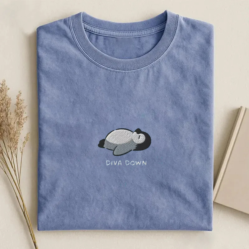 Diva Down Penguin Embroidered T-shirt