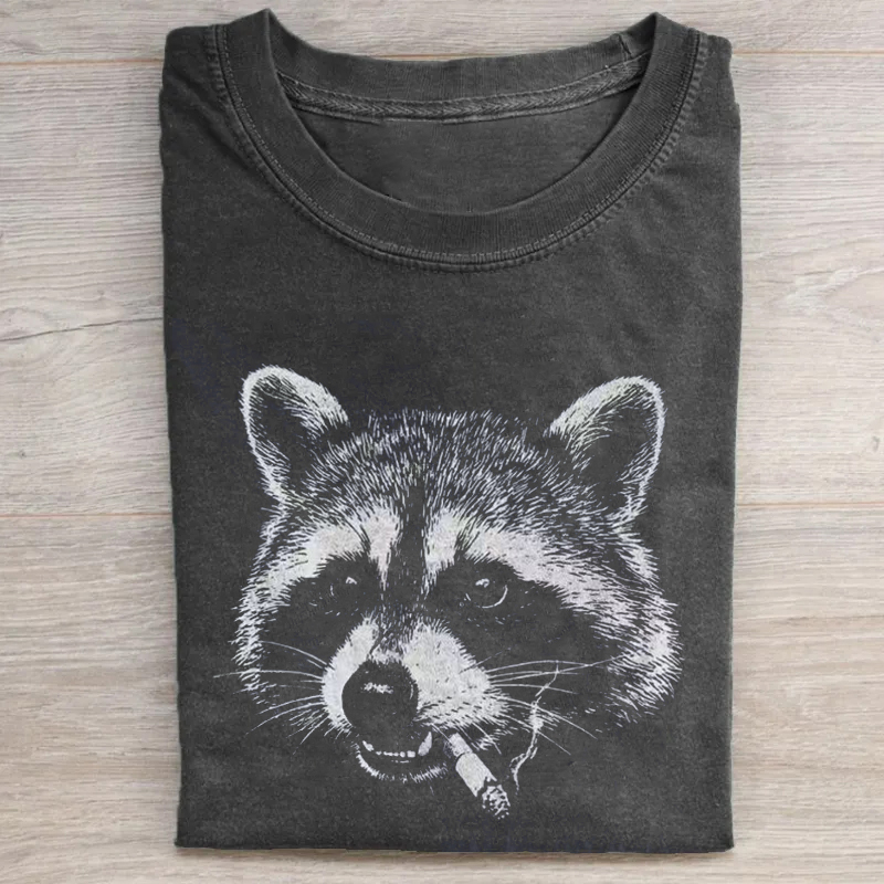 Vintage Raccoon Smoke T-shirt