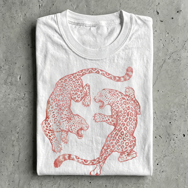 Vintage Leopard Fighting Graphic T-shirt