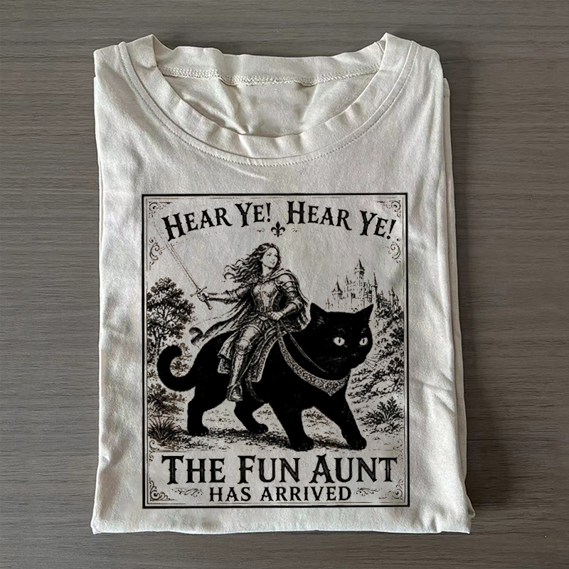 Fun Aunt Knight Riding Black Cat T-shirt