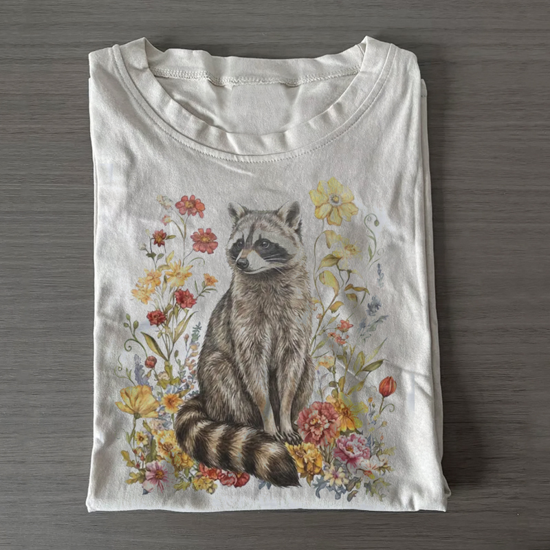 Vintage Floral Raccoon T-shirt