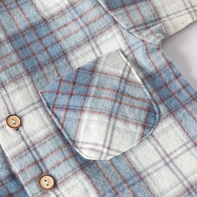 White And Blue Plaid Lapel Shirt