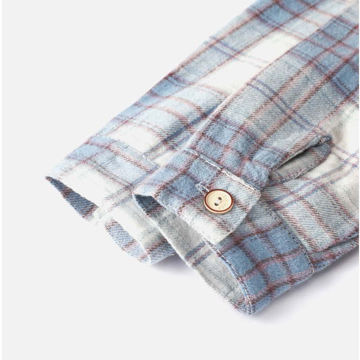 White And Blue Plaid Lapel Shirt