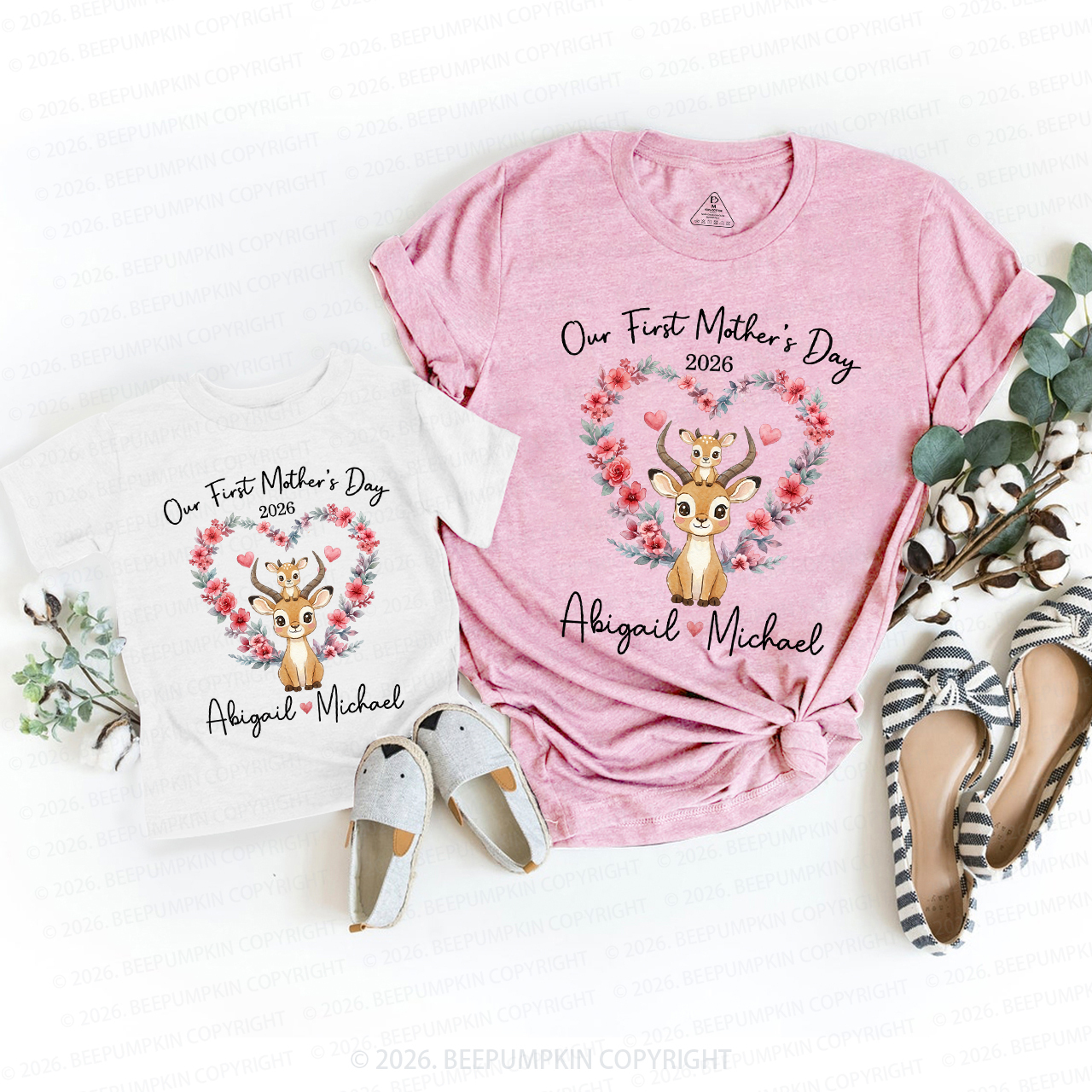 Personalized Cute Sika Deer Heart Wreath Mom&Me Matching T-Shirts