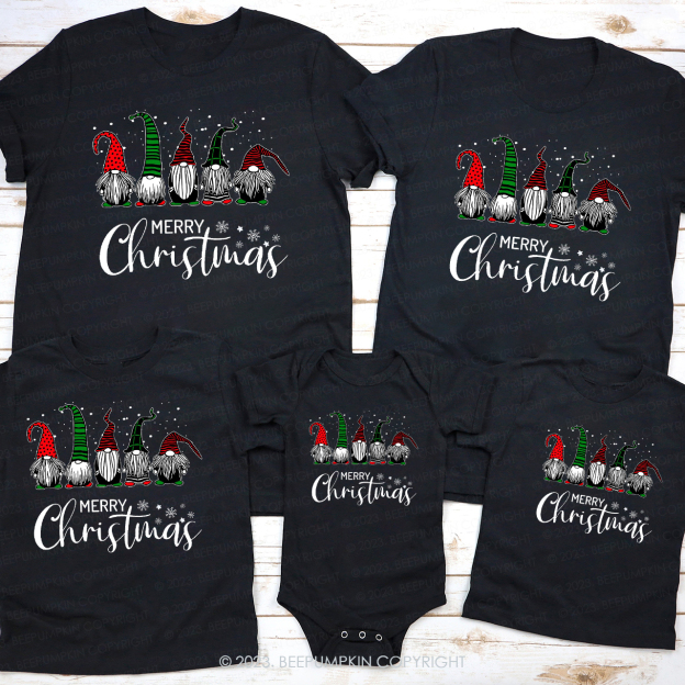 Cute Xmas Gnomes In Plaid Hats Family Shirts Beepumpkin