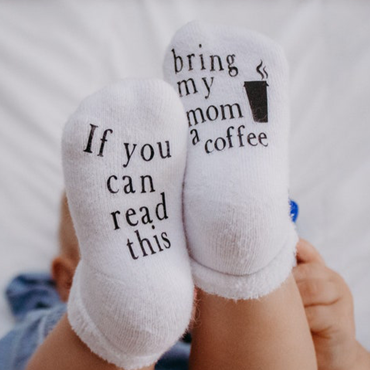 If You Can Read This Bring My Mom A Coffee Gifts For Mom