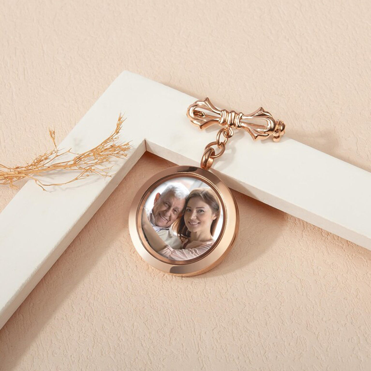 Graduation Memorial Photo Pin
