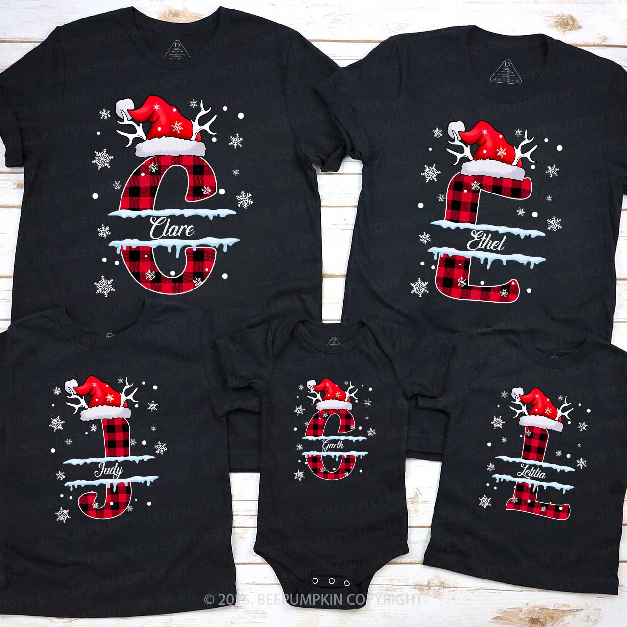Personalized Christmas Red Plaid Snowflakes Name Family Matching T-Shirts Beepumpkin