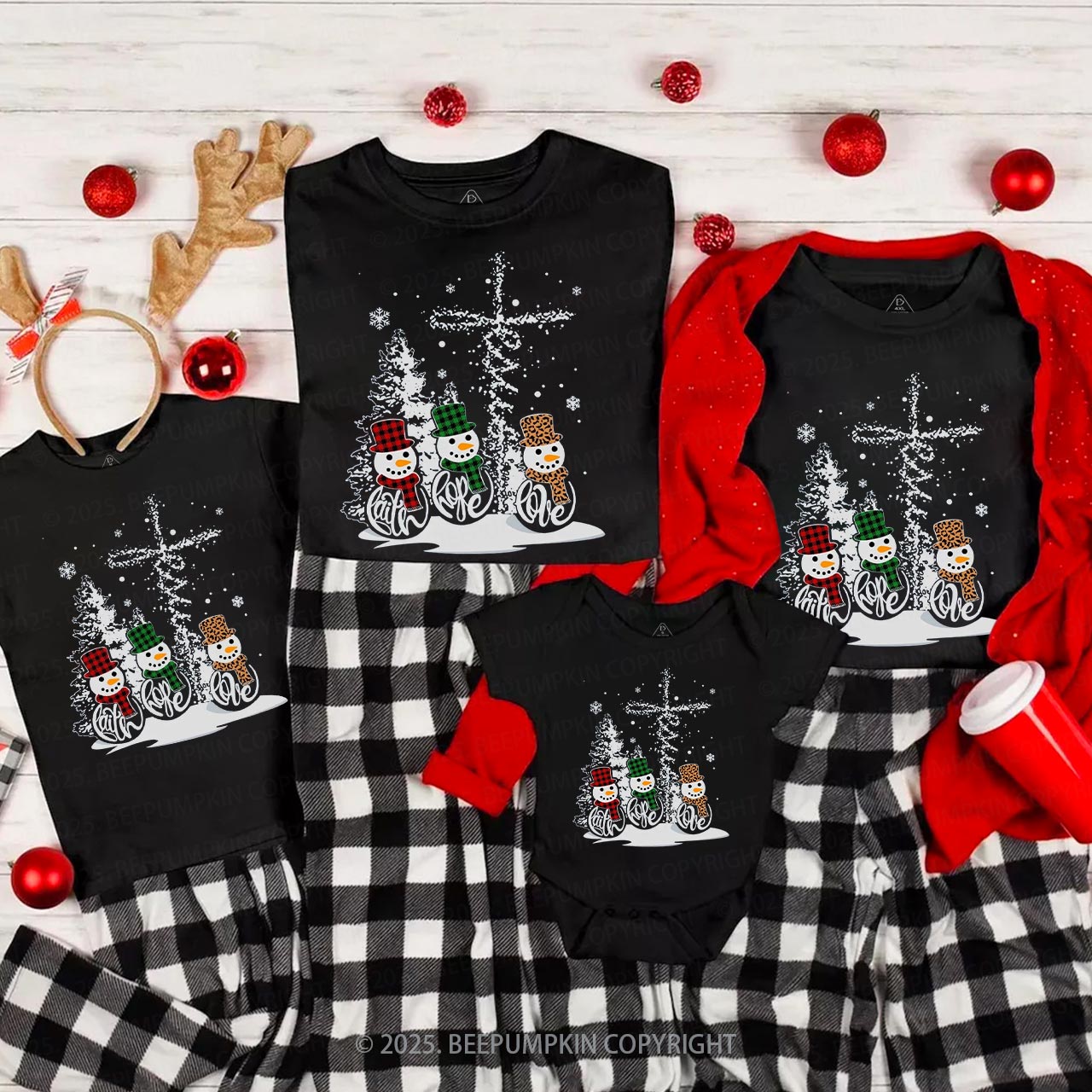 Faith Hope Love Snowmen Christmas Family Matching T-Shirts Beepumpkin