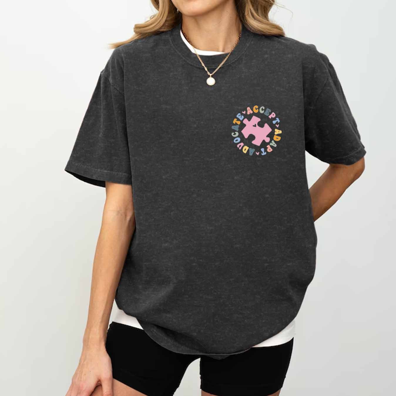 Everyone Communicates Differently Mama Washed T-Shirts