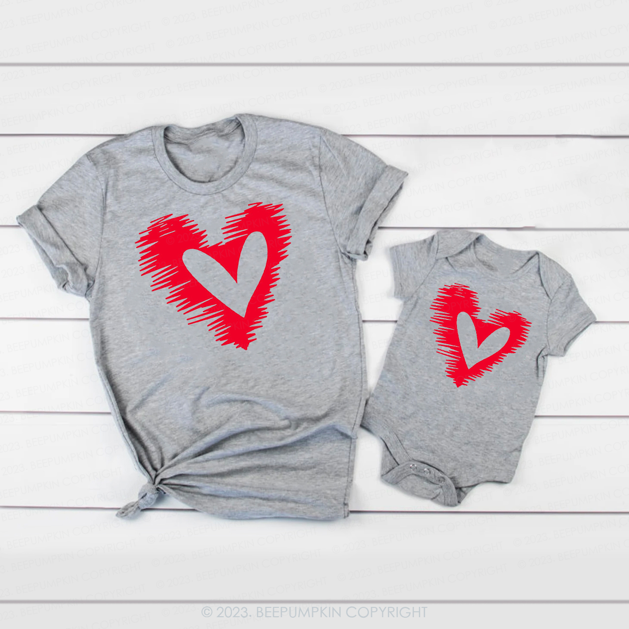 Couple Doodle Hearts Matching Valentine��s Shirts